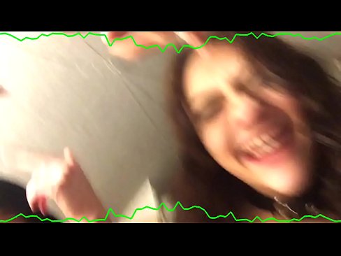 ❤️ 兩個性感的黑髮情感內褲保持混蛋古怪的婊子 ❌ 優質色情 在我們 ﹏